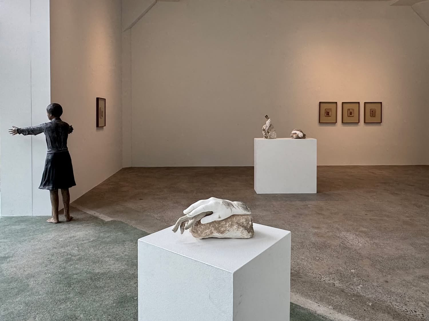 Expo Solitaries in Foxjensen Gallery, Sydney.  Nov 2025